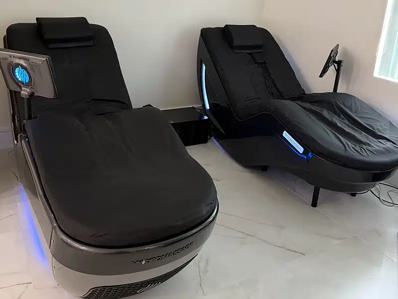 Bergtold Chiropractic Naples Florida Hydro Massage Therapy Beds