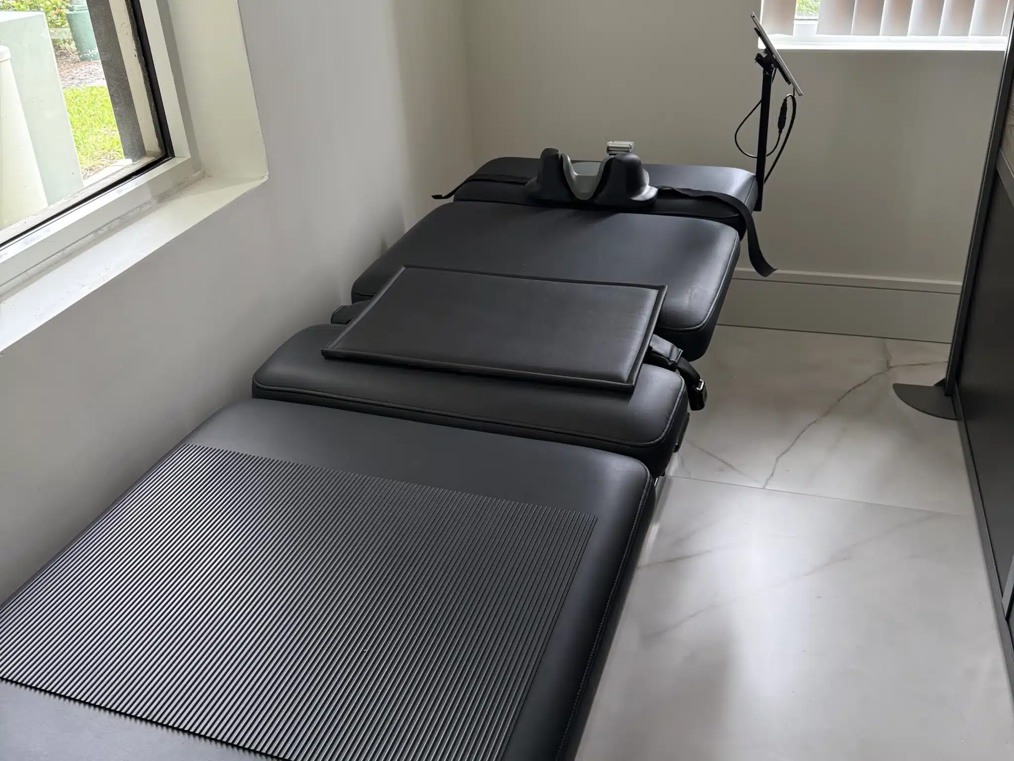 Bergtold Chiropractic Naples Florida Spinal Decompression Table Closeup