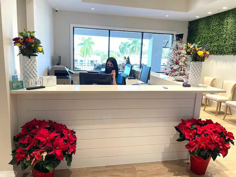 Bergtold Chiropractic Naples Florida Welcoming Reception and Waiting Area